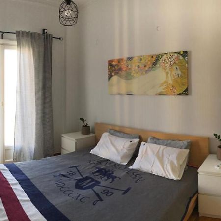 Cosy Apartment In Metaxourgeio Атина Екстериор снимка